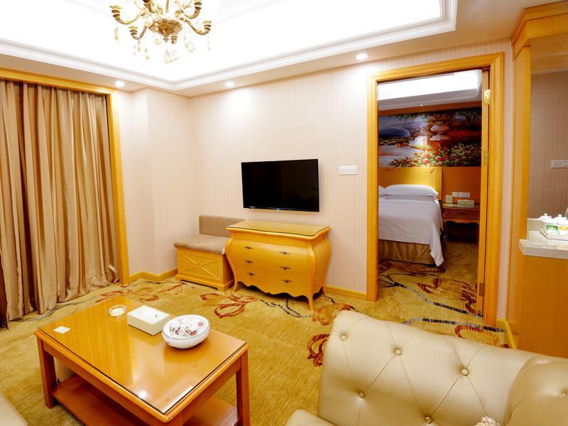 Vienna International Hotel Shenzhen Guangming Avenue Exteriör bild